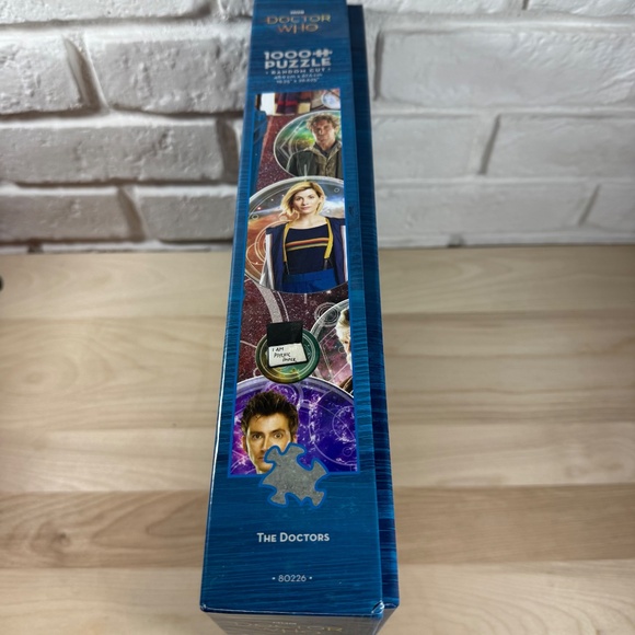 1000 pc. Jigsaw puzzle Doctor Who "The Doctors" EUC - Picture 2 of 7